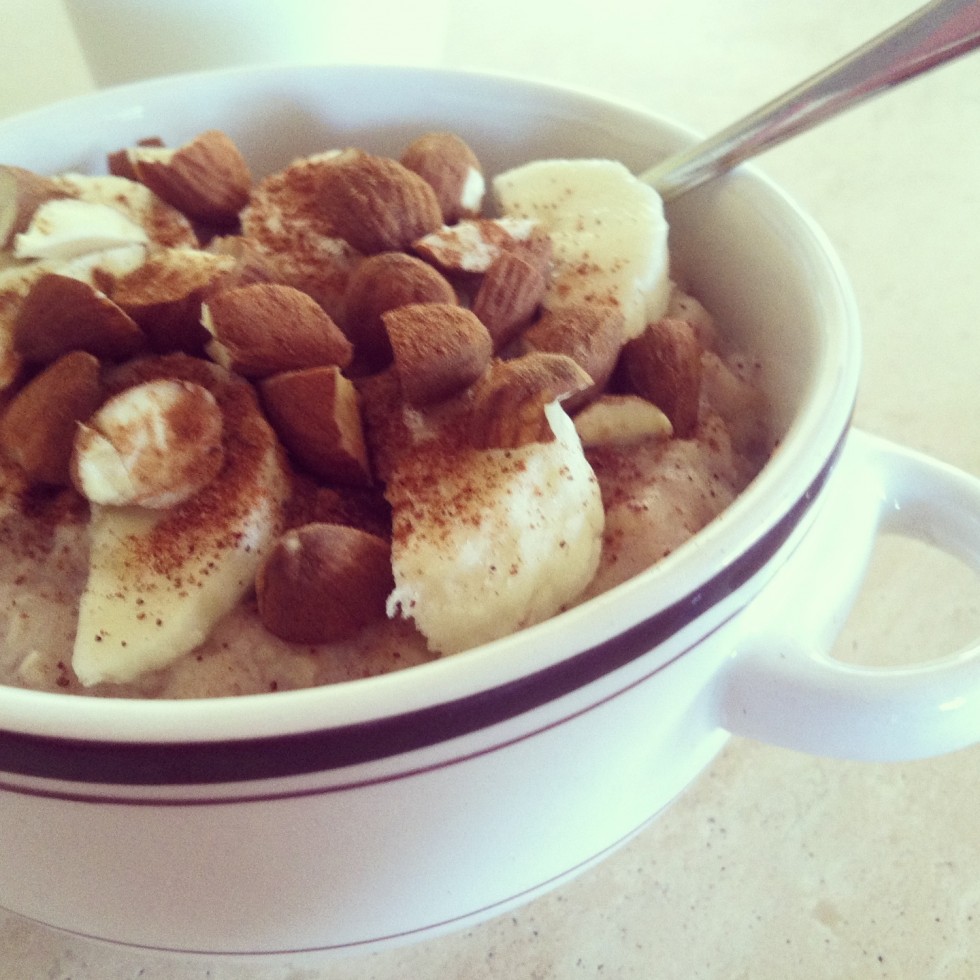 Boghvedegrød med kanel og banan