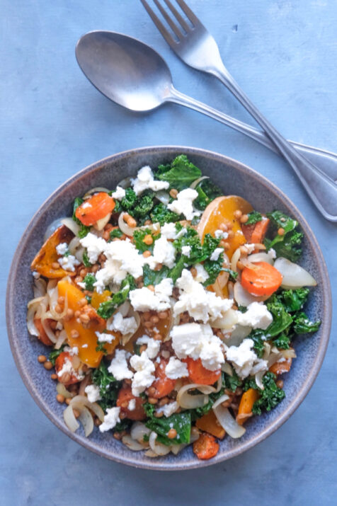 Salat med butternut squash og grønkål